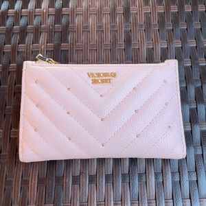 Victoria Secret wallet. Pink. Great condition.